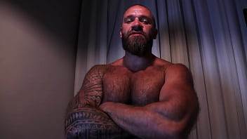 Preview 1 of Hardcore Suck Dick - Novinho dando pro gringo gostoso