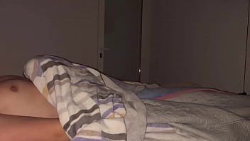 Preview 1 of Clips Ream Stem Mom - I stay at my best friend&#039_s house to sleep and wake up her boyfriend with a blowjob until he cums in my mouth,  while she is working