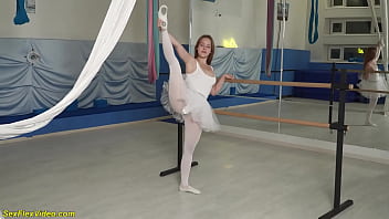 Preview 1 of Evil Amy - ballerina Nicole Murkovski fucked
