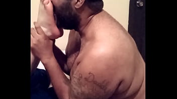 Preview 4 of Tchanka Ass - Rocky Tajauta enjoying my side pieces delicious yummy feet!!!
