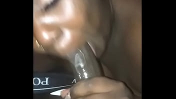 Preview 4 of Sabalanur Xxx - Quick sneaky Blowjob from my girlfriends friend while she&rsquo_s outside