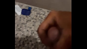 Preview 2 of Xxxwsex Porn Sparm Cuckold Vadio - Joven caliente