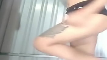 Preview 1 of Rican Young - Aiginen es golosa