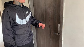 Preview 1 of Thai Kidnapped And Raped - Me follo muy duro a la hermanastra de mi mejor amigo mientras el sale de la casa para comprar comida. Me le vengo adentro de su rico co&ntilde_o ROSADO. h.l.