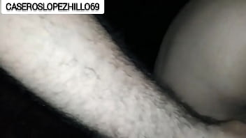 Preview 2 of Huge Tits Mom And Daughter - SEXO EN UN PARQUE POR LA NOCHE