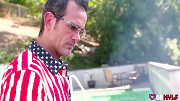 Preview 1 of Tiny 279yoururl - Richelle Ryan Stepmom Dick Down On Independence Day
