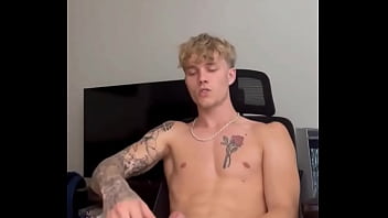 Preview 2 of Prada Xxxcom - open wide #cumblaster #gayxxx #gayhot #instagay