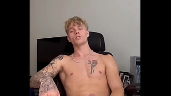 Preview 1 of Prada Xxxcom - open wide #cumblaster #gayxxx #gayhot #instagay
