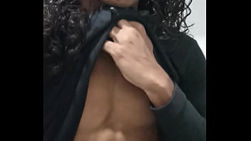 Preview 1 of Silvia Orgy - Me exibindo um pouco