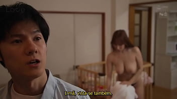 Preview 2 of Makes Her Smell Feet2 - Minha irm&atilde_ mais velha &eacute_ uma jovem m&atilde_e que me amamenta todo dia (legendado) Koyoi Konan