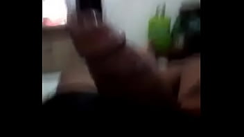 Preview 4 of Black Studs Sharing A Milf - Neg&atilde_o de Fortaleza batendo uma