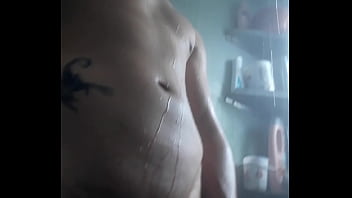 Preview 3 of Hq Porn Debz - Masturbando mi gran verga en el ba&ntilde_o