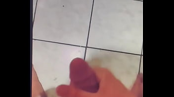 Preview 2 of 1st Time Video Rsl - NOVINHO SUPER DOTADO BABANDO MUITO