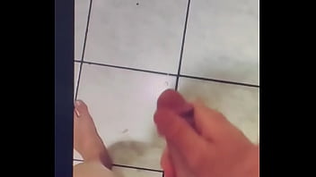 Preview 3 of 1st Time Video Rsl - NOVINHO SUPER DOTADO BABANDO MUITO