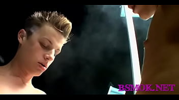 Preview 2 of Enculee Par Son Patron - Wild fucking and smokin&#039_