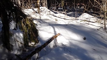 Preview 4 of Marwadi Villeg - Masturbation in the snow