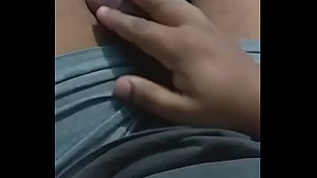 Preview 1 of Webcam Sensualsofia - Batendo uma no quarto