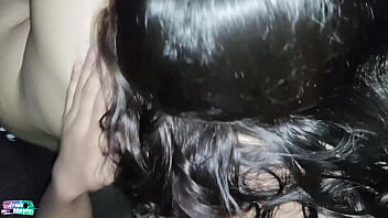 Preview 1 of Lola Acaban En La Cara - Se la MAMO a mi VECINO mientras ve PORNO y me GRABA (Me FOLLA de PERRITO)