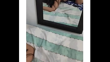Preview 3 of Boys Handsheak - Mi mejor amiga de cintura peque&ntilde_a no deja de decir mi nombre mientras se la mete toda,  siempre llega a mi casa sedienta de sexo