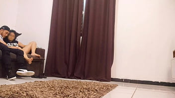 Preview 3 of Felicia W - quero sexo com este t&eacute_cnico,  fiquei de vestido sem calcinha,  tomara que ele me foda