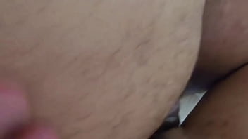 Preview 3 of Gambang Family - N&atilde_o &eacute_ poss&iacute_vel que nenhum homem peludo quer me comer... &eacute_ s&eacute_rio?Eu s&oacute_ queria dar pra um pelud&atilde_o,  mas n&atilde_o tenho so...