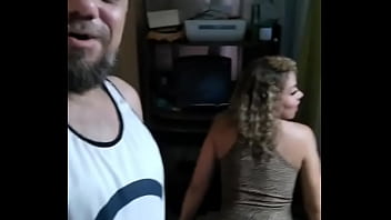 Preview 1 of Porn German Whit Shemale - &Eacute_ MUITO BOM TER UMA MC DE FUNK MORANDO DENTRO DA SUA CASA