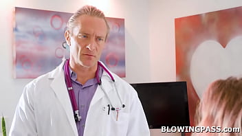 Preview 1 of Phorn Vedios - Teen babe deepthroating doctors big cock