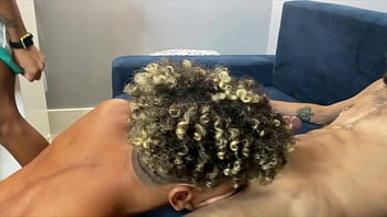 Preview 2 of Hq Porn Cheela - O novinho realizou seu fetiche em comer dois cu