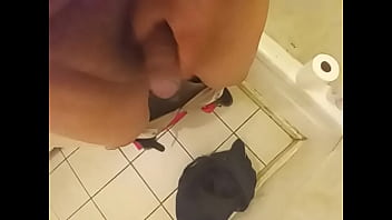 Preview 4 of Gabriela Es Muy Goloza - Stroking my cock