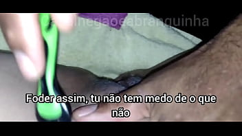 Preview 2 of Hotmoza Rap Com - Meu marido me depilando todinha porque meu amante gosta de mim lisinha