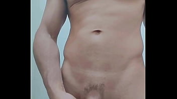 Preview 1 of Lickin Boobs - Ai,  amor,  o pau dele &eacute_ muito grande,  que gostoso! J&aacute_ pensou ouvir sua mulher falando isso?
