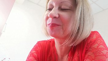 Preview 4 of Tamnna Bhatiya Ka Xxx Sexi Video - Sexy strawberry eating