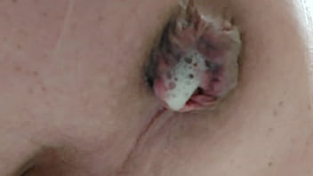Preview 3 of Hiddencam Pissing - Don Juan releases creampie from Bart Part 2
