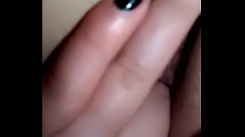 Preview 2 of Forcing Her Mms - Rebeca con frio,  se toca para calentarse