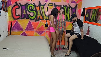 Preview 1 of Thot Swallow Compilation - Dando aquela mamada em duas antes do Carnaval