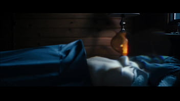 Preview 3 of Free Mean Ride - Aria London - Deadly Crush - 2018 - Follada por un fantasma en la cama - Tremenda MILF con tremendas tetas follando con el hombre invisible