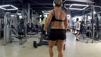 Preview 3 of Granny Botty - just another normal day #armday #chestday #workout #gym
