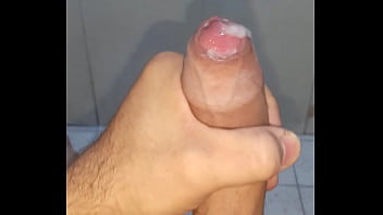 Preview 4 of Bangladesh Farin - Me saco la leche _)