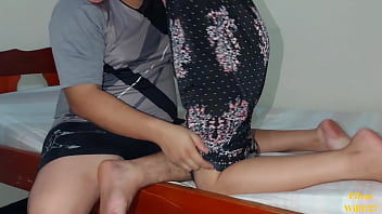 Preview 1 of Doctor Fuck His Innocent Patient - Xxx asi de facil es mi vecina