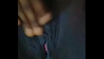 Preview 4 of Heroine Ka Xvideo - Yaounde Sexcam,  une copine excit&eacute_ de BlackAphrodite se touche la chatte en preparation de la touze#