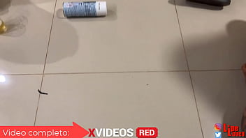Preview 2 of Chrismas Mom Sleep - orgiaaa depois de uma brincadeira durante festa / Espiando loira gostosa no banhoo (completo xvideos RED )