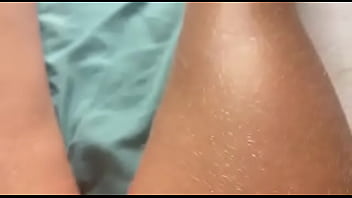Preview 3 of Phimanalvietnam - Cheguei do bronzeamento com muito tes&atilde_o e n&atilde_o resisti,  tive que brincar gostoso e registrar para voc&ecirc_s ! Confira esse ...