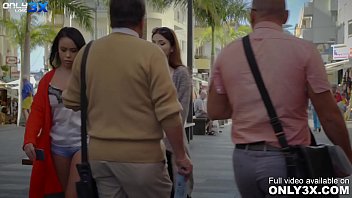 Preview 1 of Big Deck Famely - Only3x (Lost) brings you - Mia Evans and Nilla Black feasting on Chad&rsquo_s huge cock