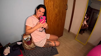 Preview 1 of Huge Filipina Ass - Pamela Pantera fazendo v&aacute_rias trocas de roupas enquanto Ted louco para fuder