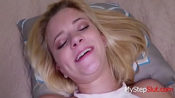 Preview 4 of Tube Porn Amateur Arabe - step Daughter Needs Dad&#039_s Dick Therapy- Riley Star