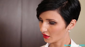 Preview 1 of Vedeo Porno Sex - Sluty Milf Gabrielle Gucci Clean Client Big Hard Cock With Her Mouth
