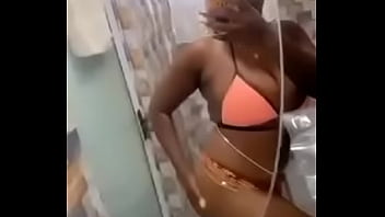 Preview 4 of Ambe Skyy - Fuckme shakes of her ass
