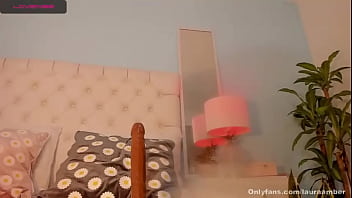 Preview 4 of Latina Milf Bangbus - sexy cam babe squirt horny