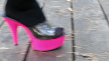 Preview 1 of Sex Rpon Japanes - Lady L walking wirh pink mules.