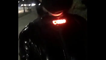 Preview 2 of Video De Jazmin Pinedo - Walk on street with electric shock in latex